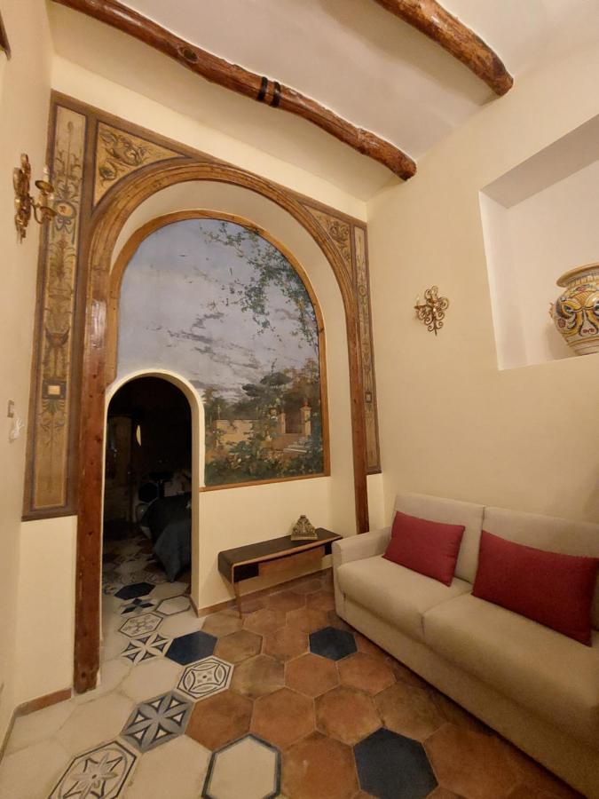 Villa Dimora Storica "Le Stanze Di Dioniso" Neapel Exterior foto